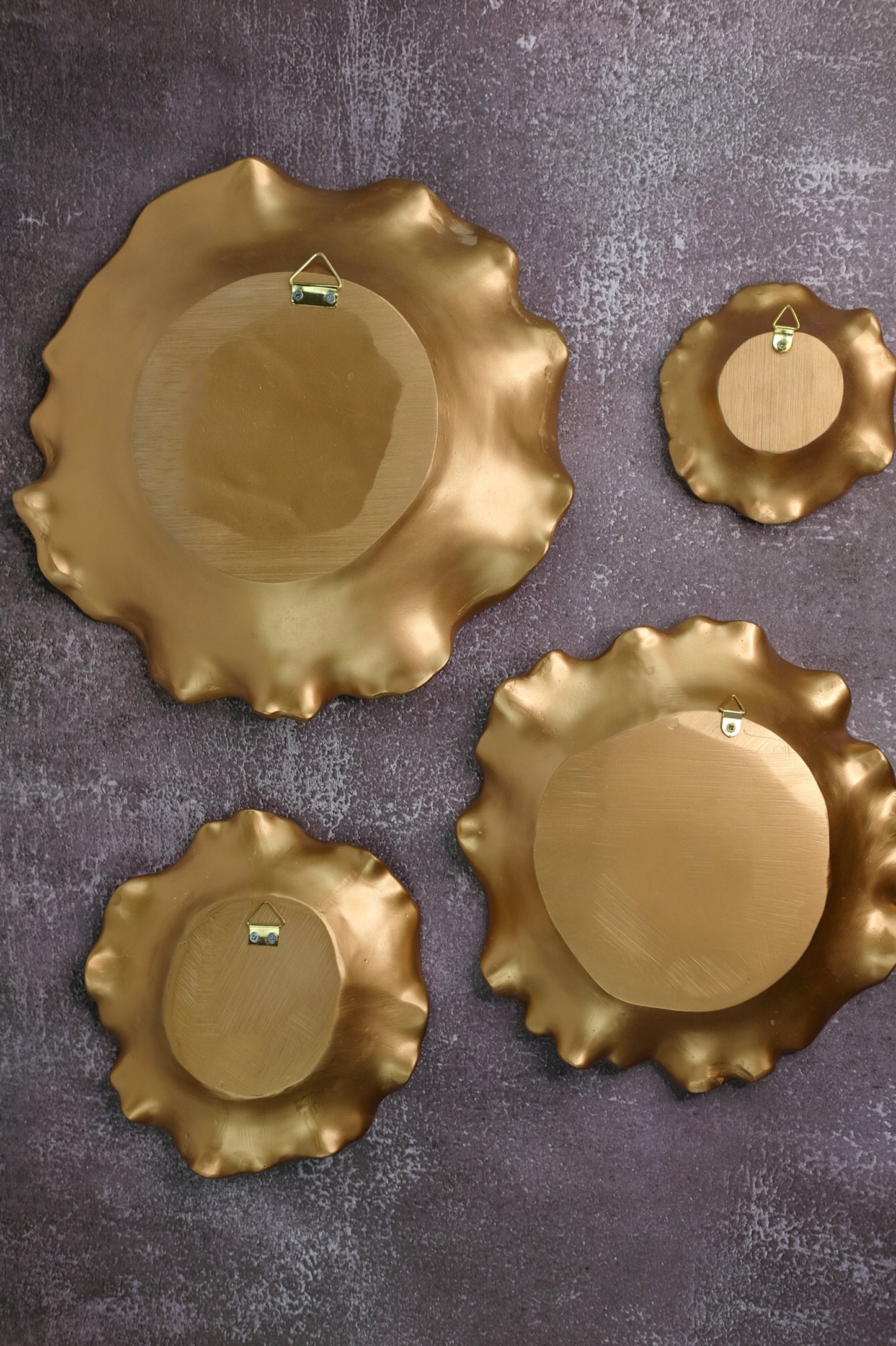 Lotus Leaves Wall Decor set in Gold